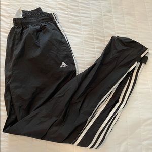 Wind breaker Adidas joggers